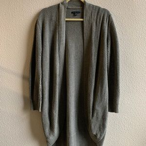 American Eagle Grey Sweater